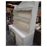 HUTCH DESK W/ CHAIR