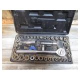 SOCKET WRENCH SET