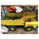 TONKA TOYS DUMP TRUCK