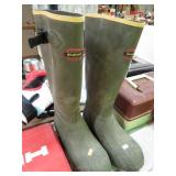 LACROSSE RUBBER BOOTS -- 11