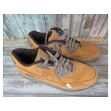 NIKE AIR MAX SHOES -- 12 -- LIKE NEW