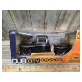 1:24 DIECAST 1955 CHEVY TRUCK