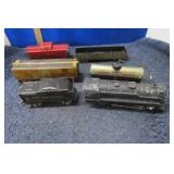 MARX MODEL TRAIN ENGINE & CARS