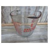 4 CUP -- MEASURING CUP