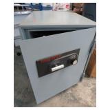 FIRE FYTER FF-250 SAFE -- NO COMBINATION