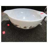 PYREX MIXING BOWL