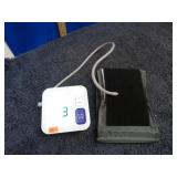 BLOOD PRESSURE MONITOR
