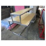 COMMERCIAL STORE DISPLAY TABLE / SHELF