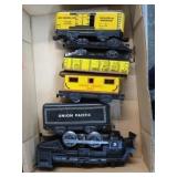 MARX TIN STREAMLINER ENGINE & TIN CARS