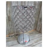 TABLE LAMP W/ OUTLET