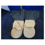 MILITARY EXTREME COLD MITTENS