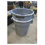2-- RUBBERMAID BRUTE TRASH CANS