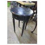 ROUND PHONE / LAMP TABLE