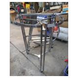 COMMERCIAL CLOTHES DISPLAY RACK