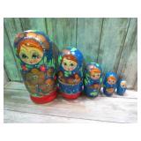RUSSIAN NESTING DOLLS