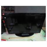DYNEX 32" TV WITH REMOTE