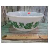 HAZEL ATLAS IVY MIXING BOWL