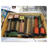 MARX MODEL TRAIN TOWERS & LIGHTS