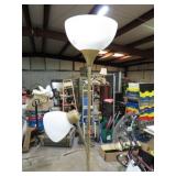 POLE LAMP