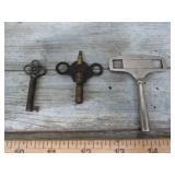 CLOCK & CABINET KEYS