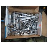 TRAY LOT -- SOCKETS, RATCHETS & EXTENSIONS