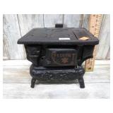 MINI CAST IRON WOOD FIRED STOVE