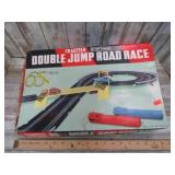 VINTAGE BATTERY SLOT CAR SET CRAGSTAN DBL JUMP