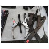 2-- GEAR PULLERS