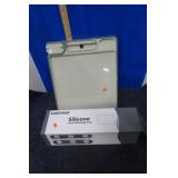 FOOD WARMING TRAY & CUTTING BOARD