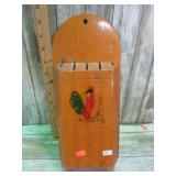 VINTAGE WOODEN KNIFE BLOCK