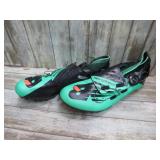 NEW BALANCE TRACK RUNNING SHOES -- 9