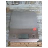 DIGITAL FOOD SCALE