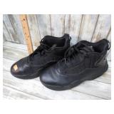 JORDAN SHOES -- 5.5Y