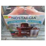 WOODEN 4qt ICE CREAM MAKER
