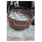 POT OF LEAD -- POT & LEAD WEIGHS 125 lbs