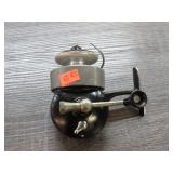 LIONEL AIREX SPINNING FISHING REEL