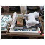 TRAYS & MISC DECOR