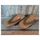 VINTAGE JAPANESE ZORI / GETA ELEVATED SANDALS