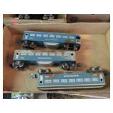 PRE-WAR LIONELL TIN MODEL TRAIN PULLMAN CARS