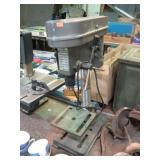 BENCHTOP DRILL PRESS -- NEEDS CHUCK KEY