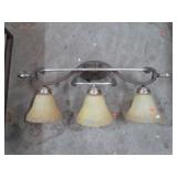 3 LIGHT VANITY FIXTURE