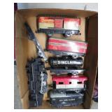 MARX MODEL TRAIN ENGINE & CARS