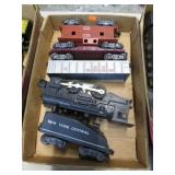MARX MODEL TRAIN ENGINE & CARS