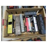 MARX MODEL TRAIN ENGINE & CARS