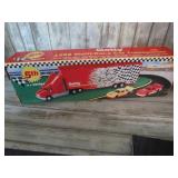 DIECAST GETTY RACE HAULER