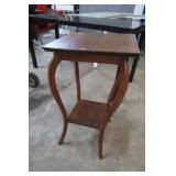 VINTAGE OAK FERN STAND