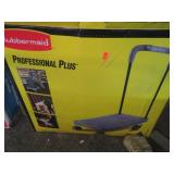 RUBBERMAID FLAT CART