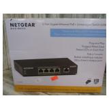 USED / OPENED ETHERNET 5 PORT SWITCH