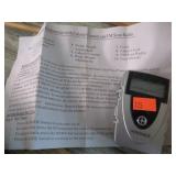 TALKING PEDOMETER / CALORIE COUNTER ./ FM RADIO