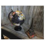 EIFFEL TOWER & GLOBE DECOR